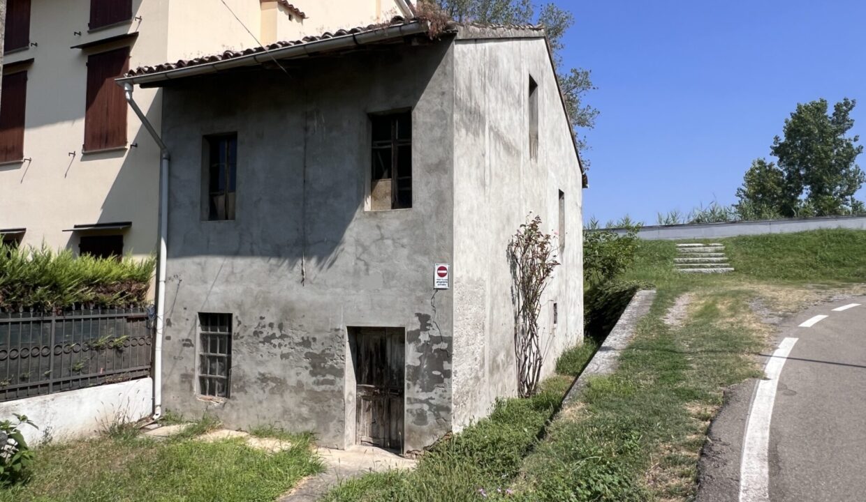 2^casa con giardino Mezzano Superi