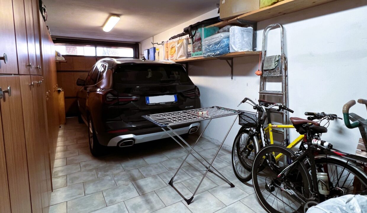 garage porzione di bifamiliare Colorno